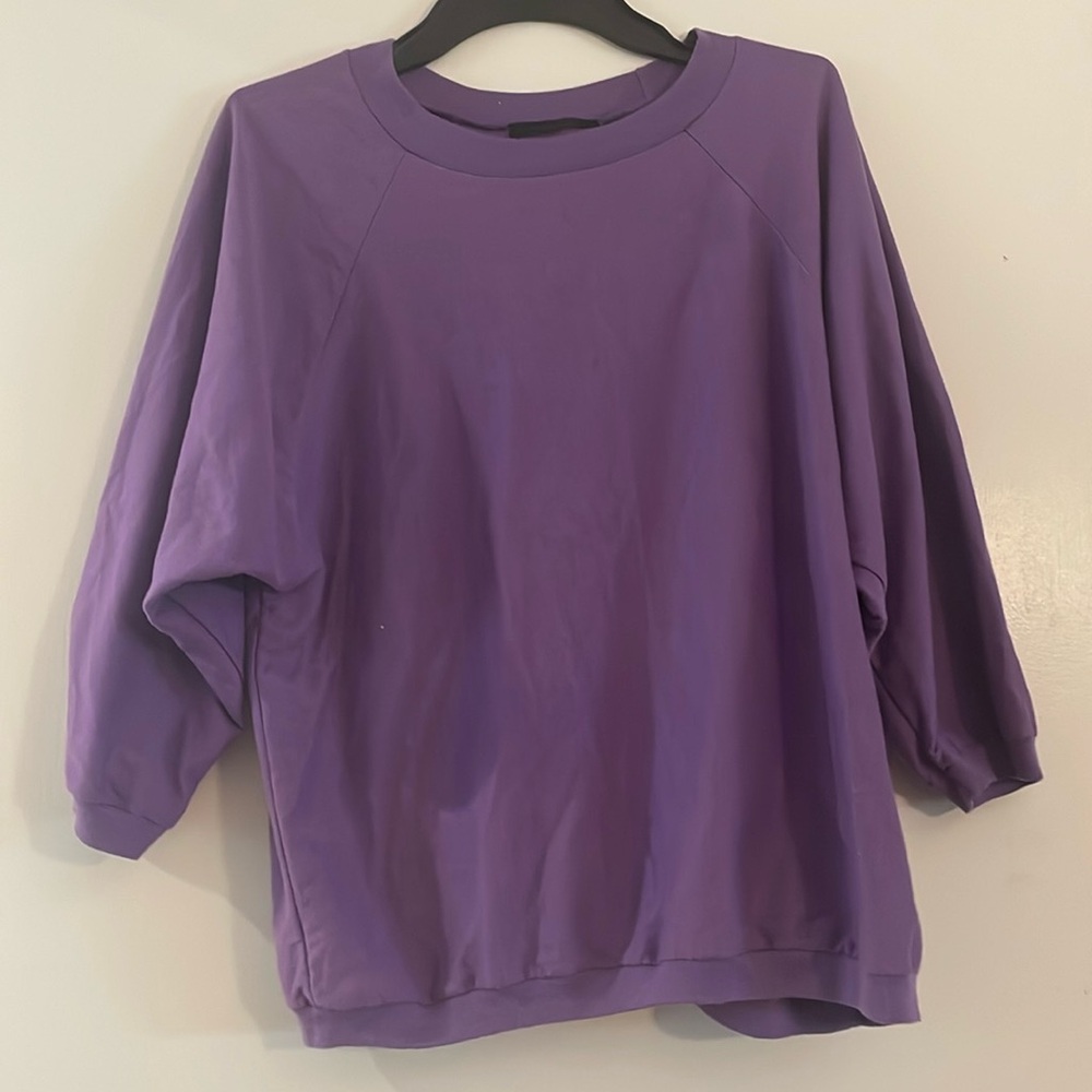 Women’s L t-shirt